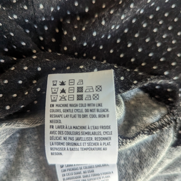 Off the shoulder black polkadot top - Picture 4 of 5